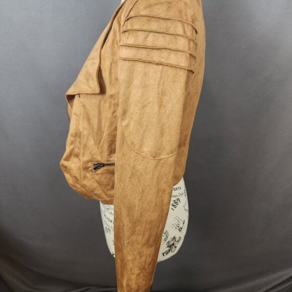 Front Zip Soft Jacket - Picture 4 of 5